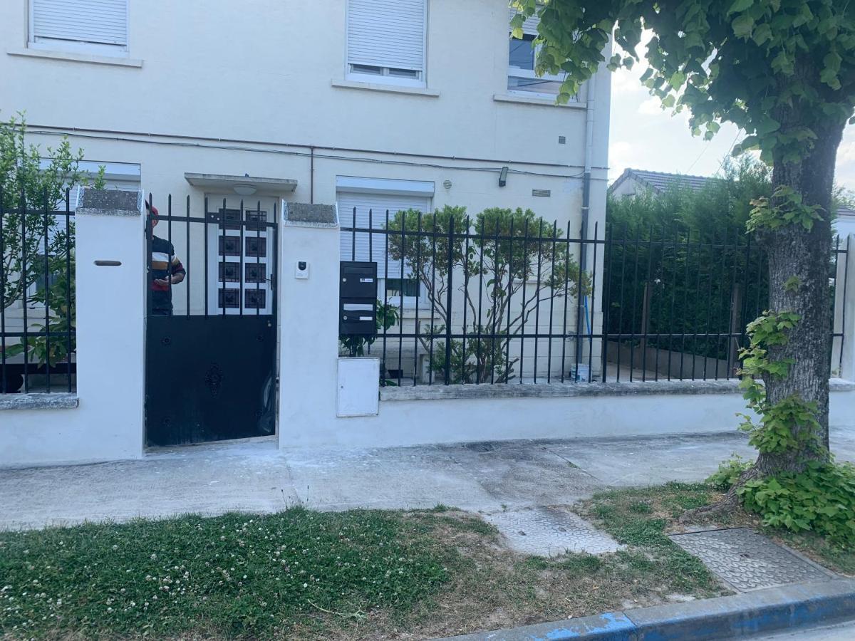 Appartement T2 Paray Vieille Poste Exterior foto